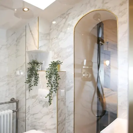 Appartement Cosy Montmartre - Paris 18 - 4P - Flat-Guest *